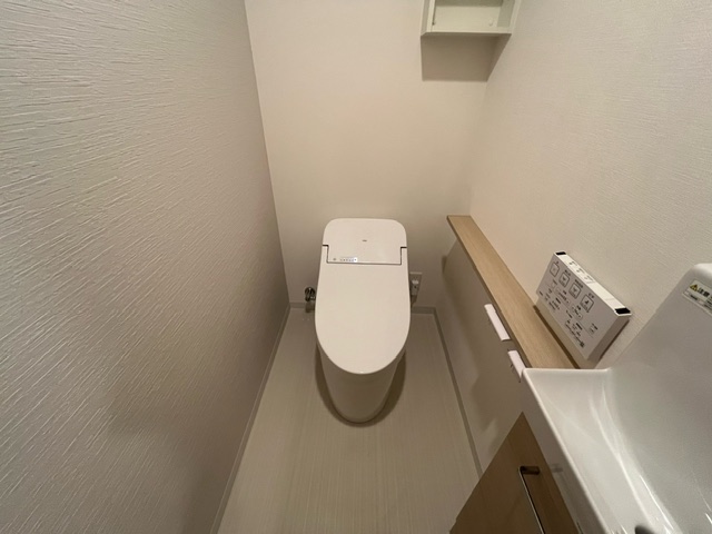 トイレ　※同施工会社のイメージ写真※