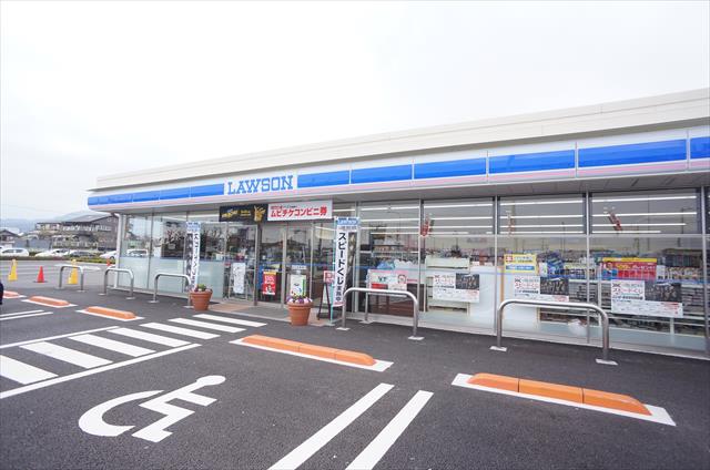 コンビニ　ローソン（コンビニ）まで757m