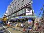 コンビニ　ローソン・スリーエフ足立竹ノ塚六丁目店（コンビニ）まで90m