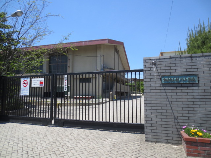 小学校　京都市立桂川小学校（小学校）まで550m