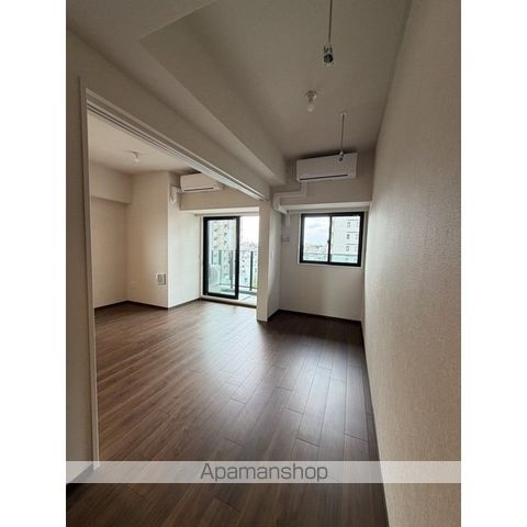 プレディアコート北千住の居間写真
