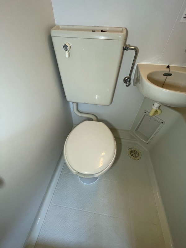トイレ　※他部屋参考写真
