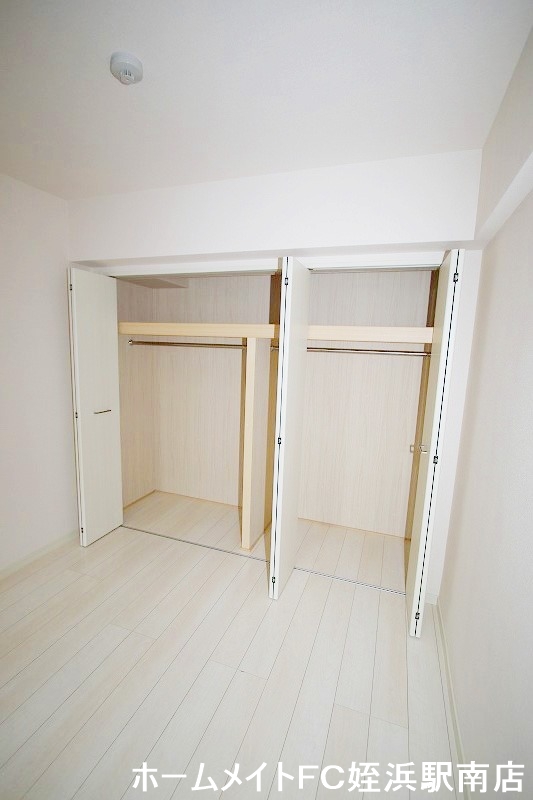 その他　★壁いっぱいの収納です♪角部屋収納アリ♪★参考写真
