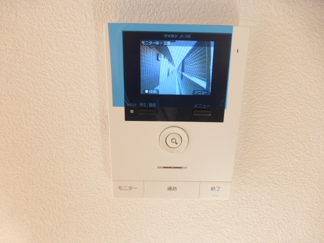 セキュリティ　急な訪問者をモニターで確認できる、TVドアホン付
