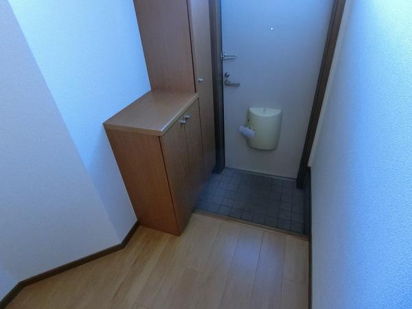近鉄南大阪線 古市駅 徒歩17分 2階建 築26年の玄関写真