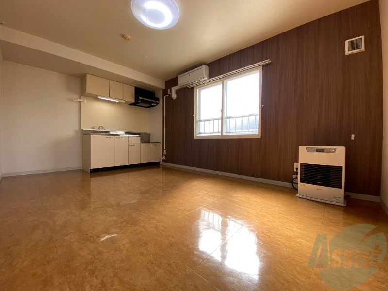 居室・リビング　広くてキレイなお部屋が広がっていて、充実した生活が送れそう。