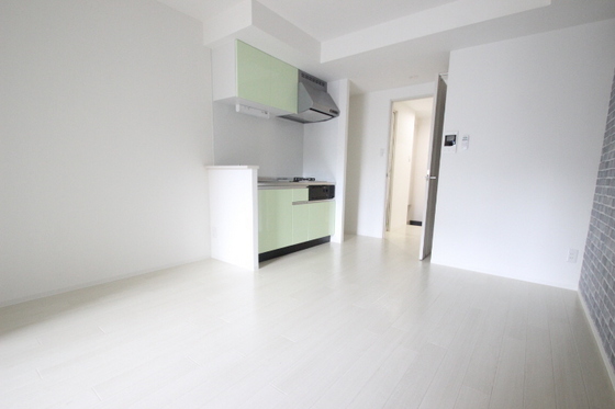 居室・リビング　※別号室の写真です