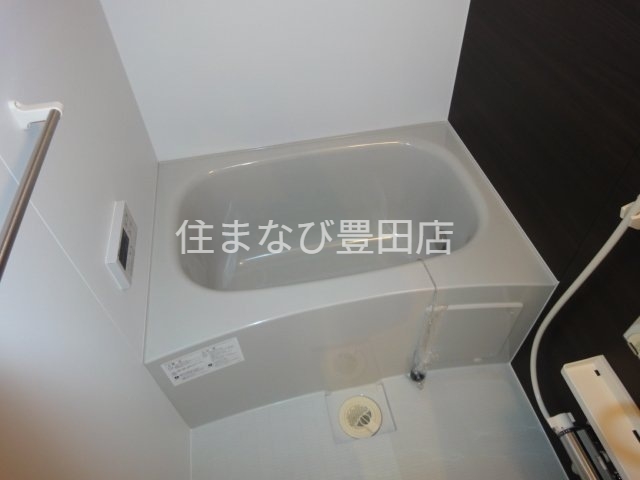 バス・シャワールーム　同型別部屋写真