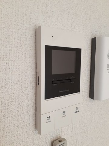 セキュリティ　モニター付きインターホンです
