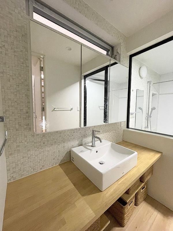 洗面設備　洗面化粧台