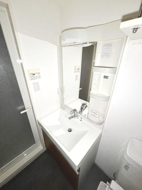 洗面設備　同仕様写真