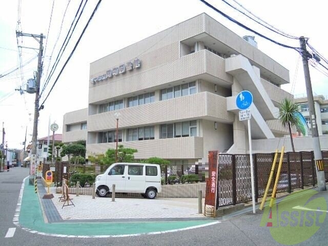 図書館　豊中市立岡町図書館（図書館）まで2728m