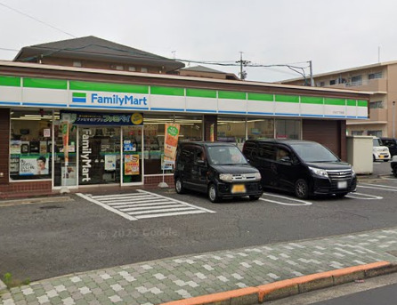 コンビニ　ファミリーマート 打出二丁目店（コンビニ）まで374m