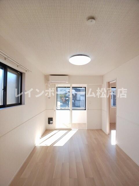 居室・リビング　※同仕様施工参考写真