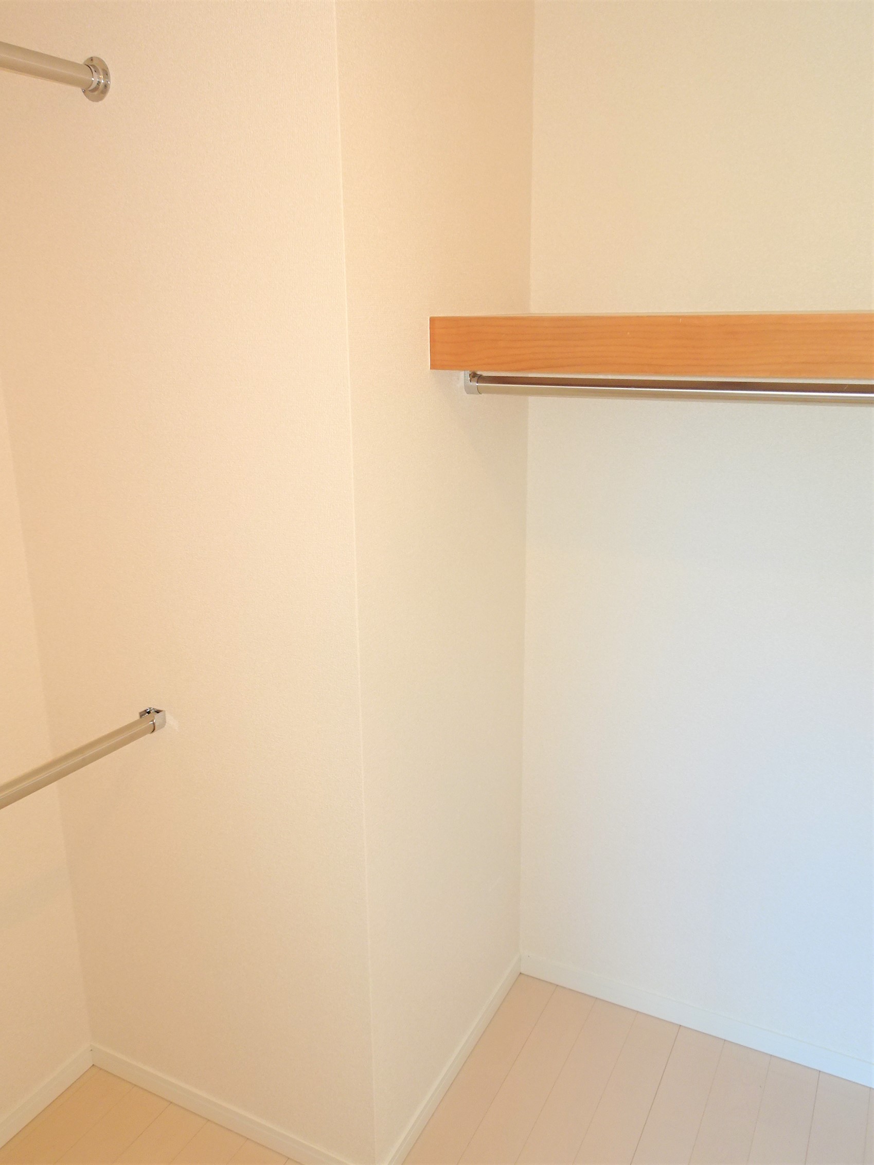 収納　ウォークインクローゼット※同建物参考画像です