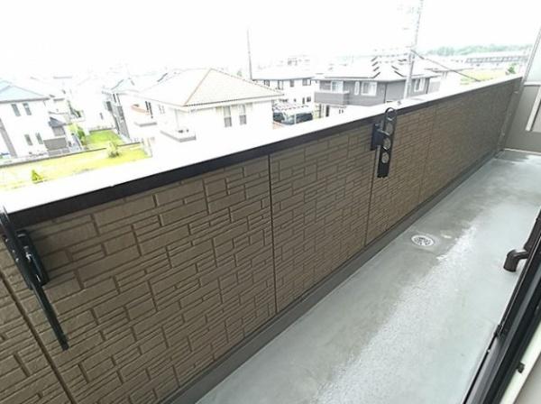 バルコニー　風通しの良いバルコニー
