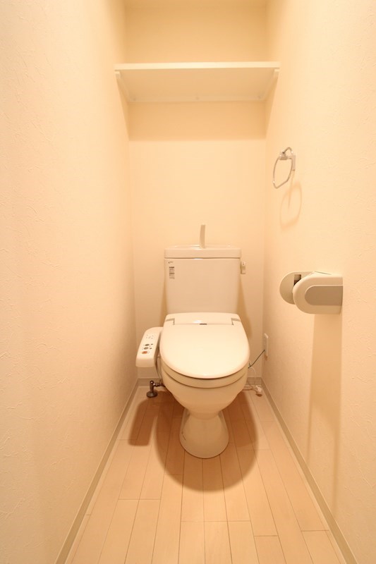 トイレ　※別部屋参考写真※