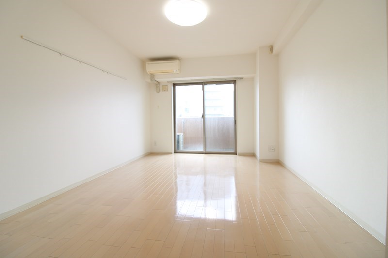 居室・リビング　※別部屋参考写真※