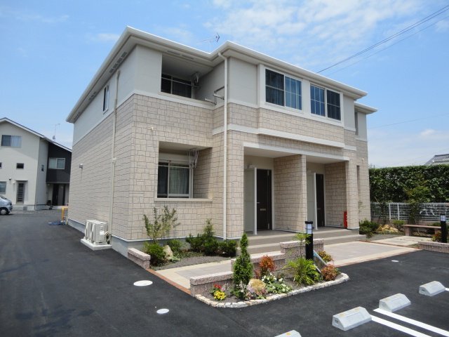 建物外観　外観写真（昼）