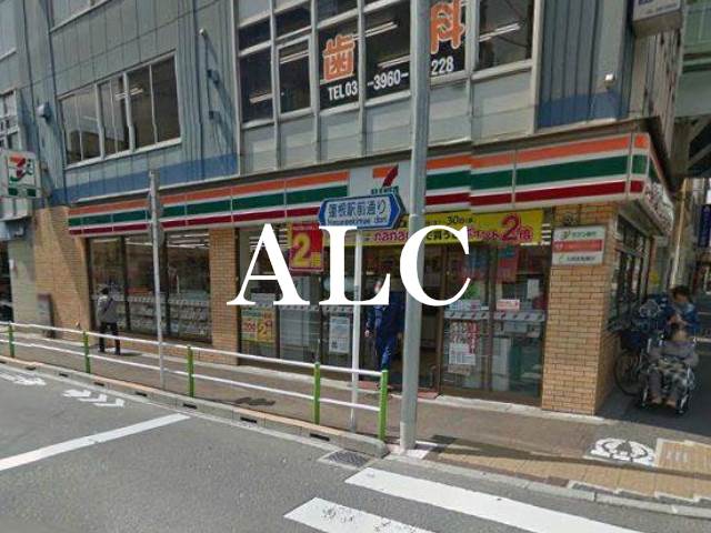 コンビニ　セブンイレブン 板橋蓮根駅前店（コンビニ）まで957m
