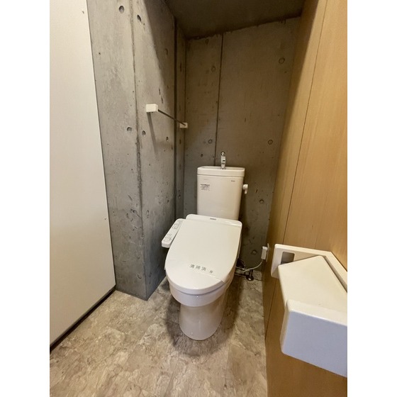 トイレ　他部屋参考写真です