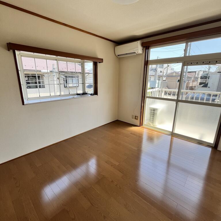 春ひなたとカモミールの居間写真