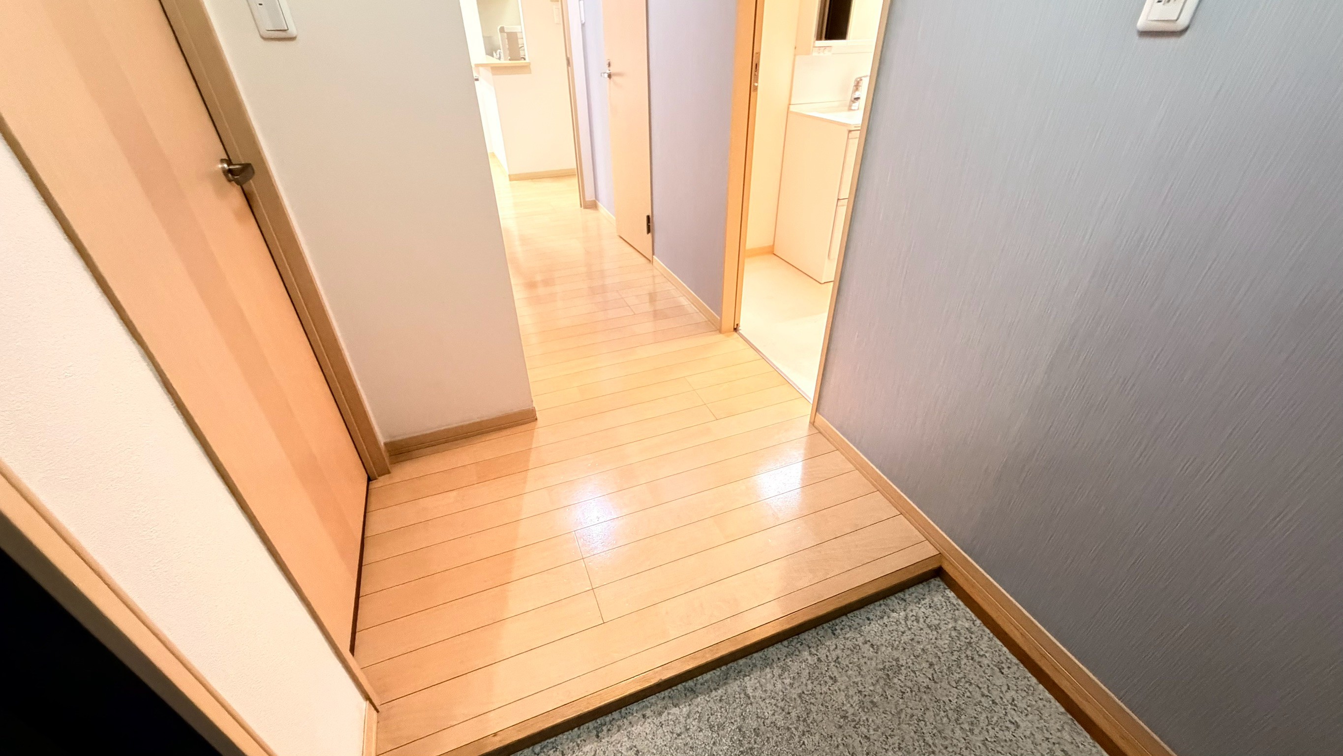 コーポアツミの玄関写真