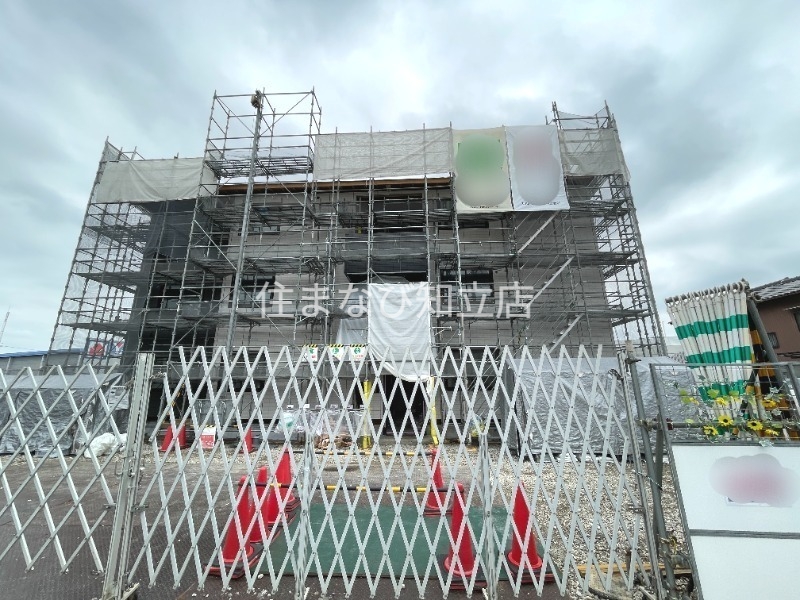 建物外観　建築中