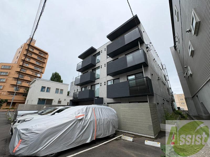 建物外観　札幌市北区北３８条西「ＣＲＥＡ　ＡＳＡＢＵ」