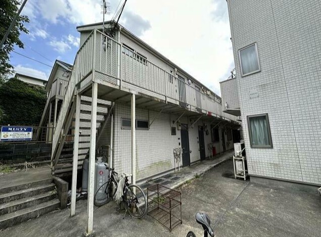 ブルーライン 三ツ沢下町駅 徒歩8分 築15年