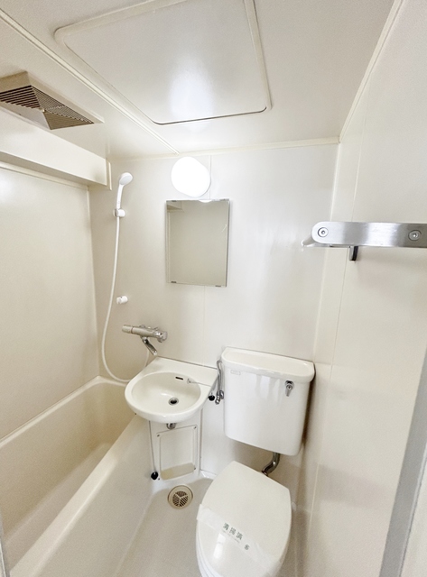 ＪＲ中央線 西八王子駅 徒歩3分 8階建 築42年の風呂写真