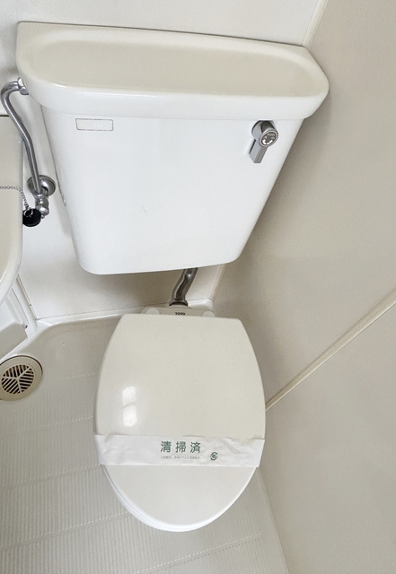 ＪＲ中央線 西八王子駅 徒歩3分 8階建 築42年のトイレ写真