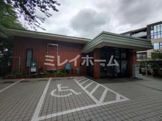 役所　大田区 田園調布特別出張所（役所）まで523m