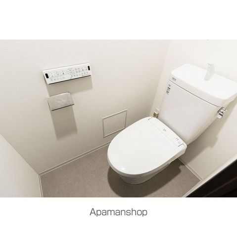 LIBR GRANT 四谷三丁目のトイレ写真