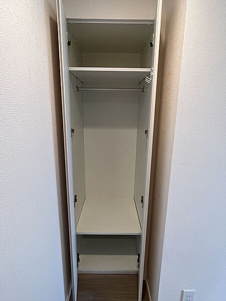 ＪＲ山手線 上野駅 徒歩7分 15階建 築5年の内装写真