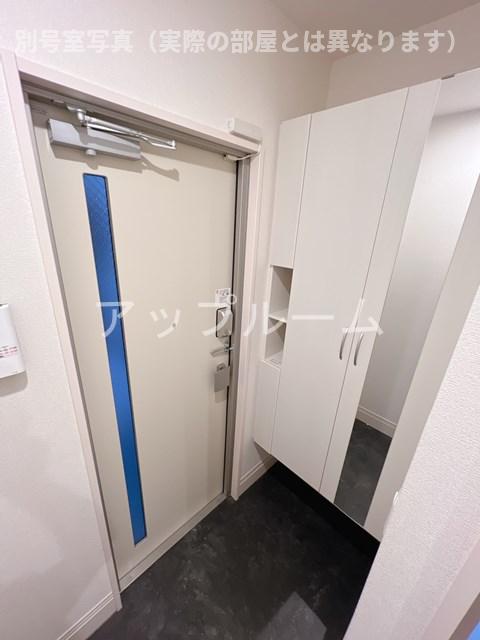 ＪＲ中央本線 勝川駅 徒歩20分 3階建 築7年の玄関写真