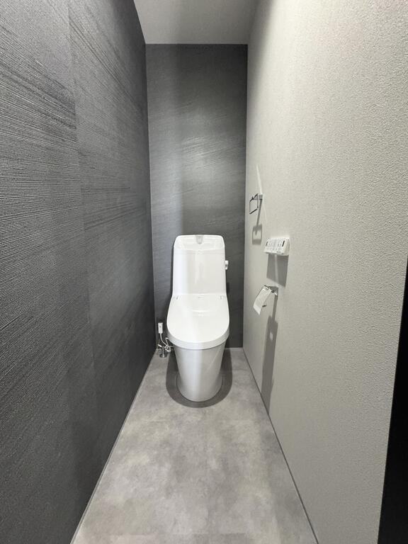 地下鉄七隈線 賀茂駅 徒歩24分 3階建 築1年のトイレ写真