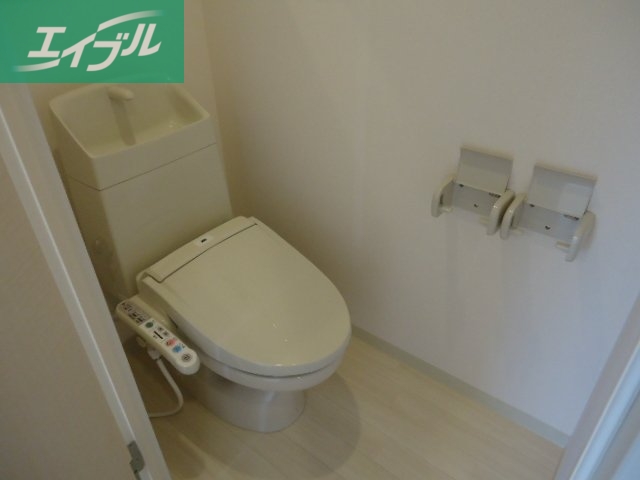 トイレ　シャワレッシュ付トイレ