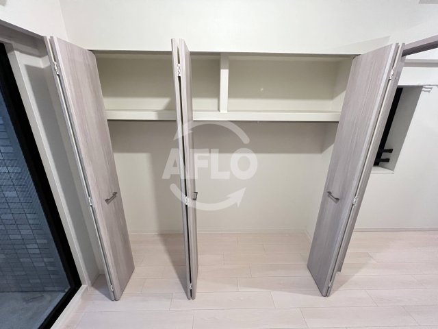 収納　スプランディッド堀江　クローゼット
