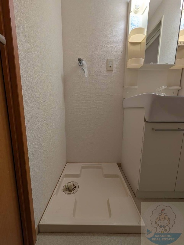 その他設備　洗濯機置場　※退去後の内装前写真