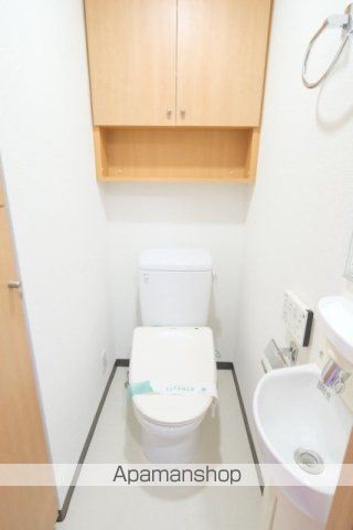 京王線 代田橋駅 徒歩4分 5階建 築20年のトイレ写真