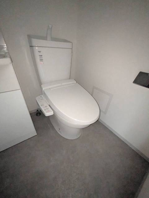 トイレ　別部屋同仕様