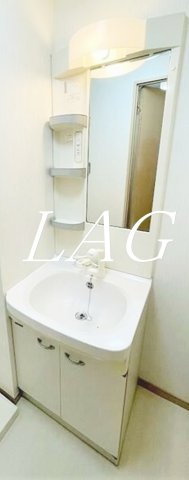 洗面設備　洗面台です。