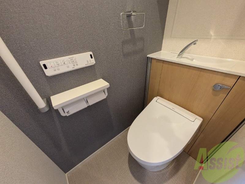 トイレ　トイレは暖房便座なので寒い冬でも安心ですね。