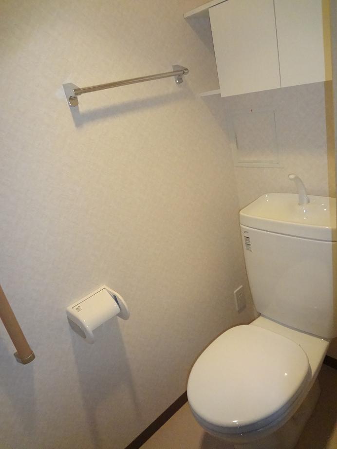 東武東上線 和光市駅 徒歩6分 3階建 築15年のトイレ写真