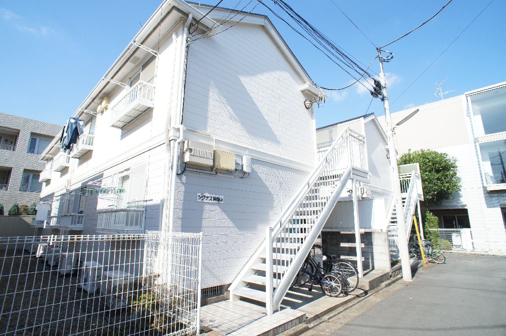 【シグナス浜田山の建物外観】