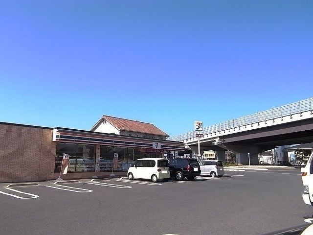 【倉敷市西中新田のマンションのコンビニ】