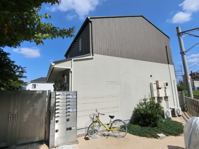 b´CASA Kodaira（ビーカーサ　コダイラ）の建物外観