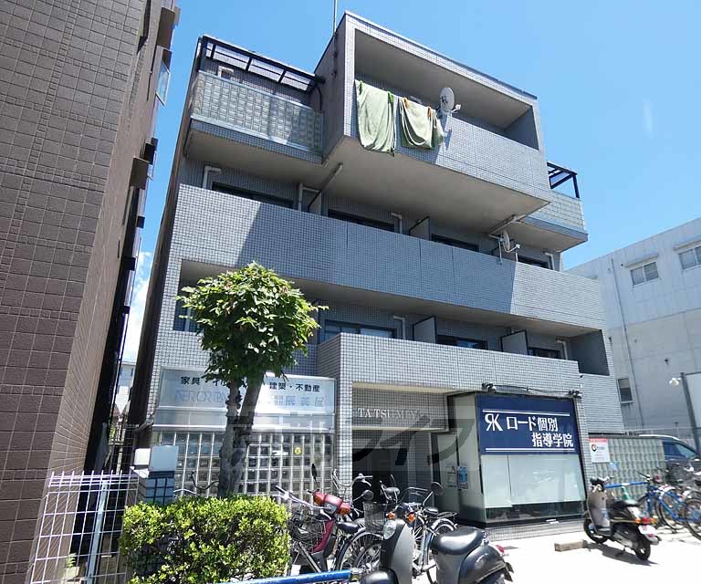 ＴＡＴＳＵＭＩＹＡビルの建物外観