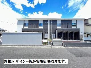 【鯖江市柳町新築アパートの建物外観】